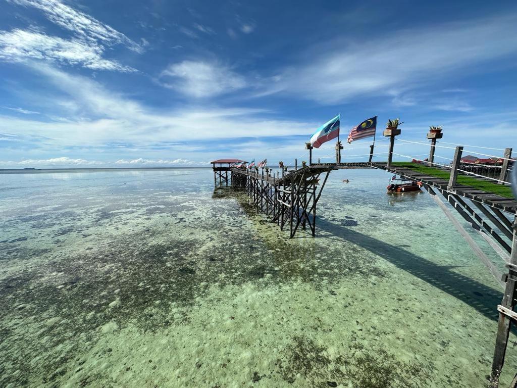 Mabul Backpackers Mabul Island Exterior foto