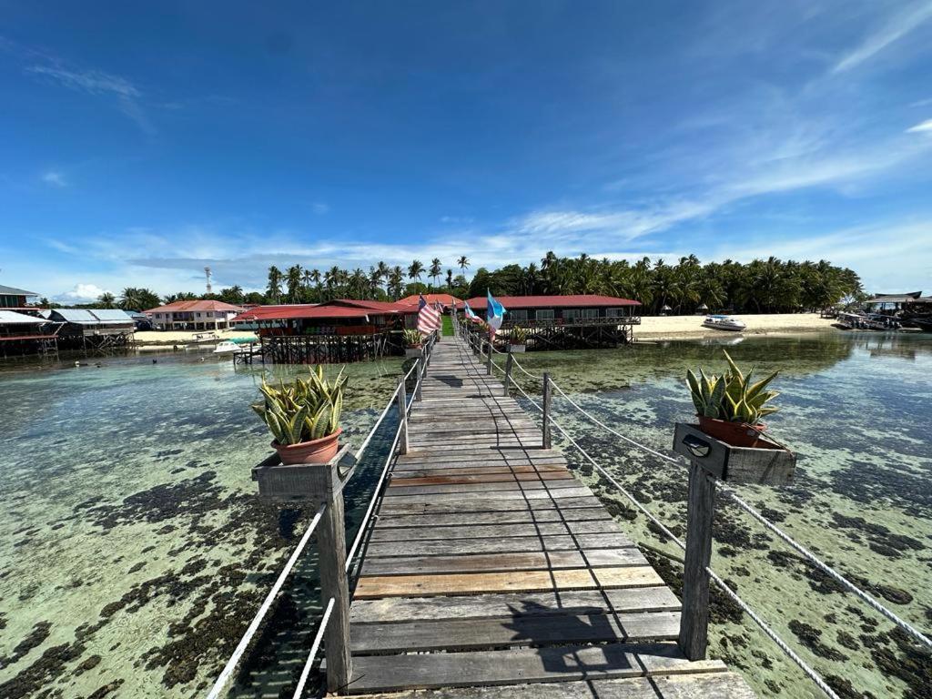 Mabul Backpackers Mabul Island Exterior foto