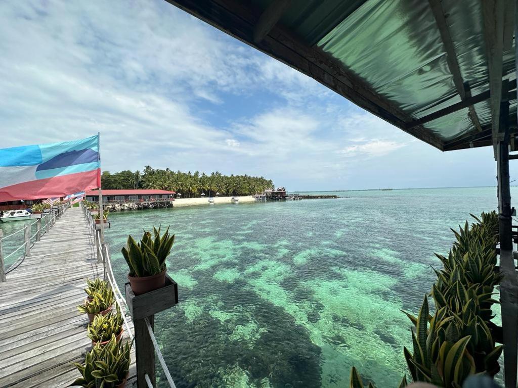 Mabul Backpackers Mabul Island Exterior foto