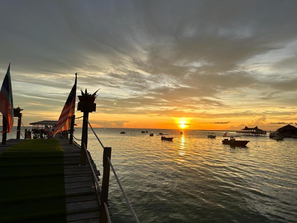Mabul Backpackers Mabul Island Exterior foto