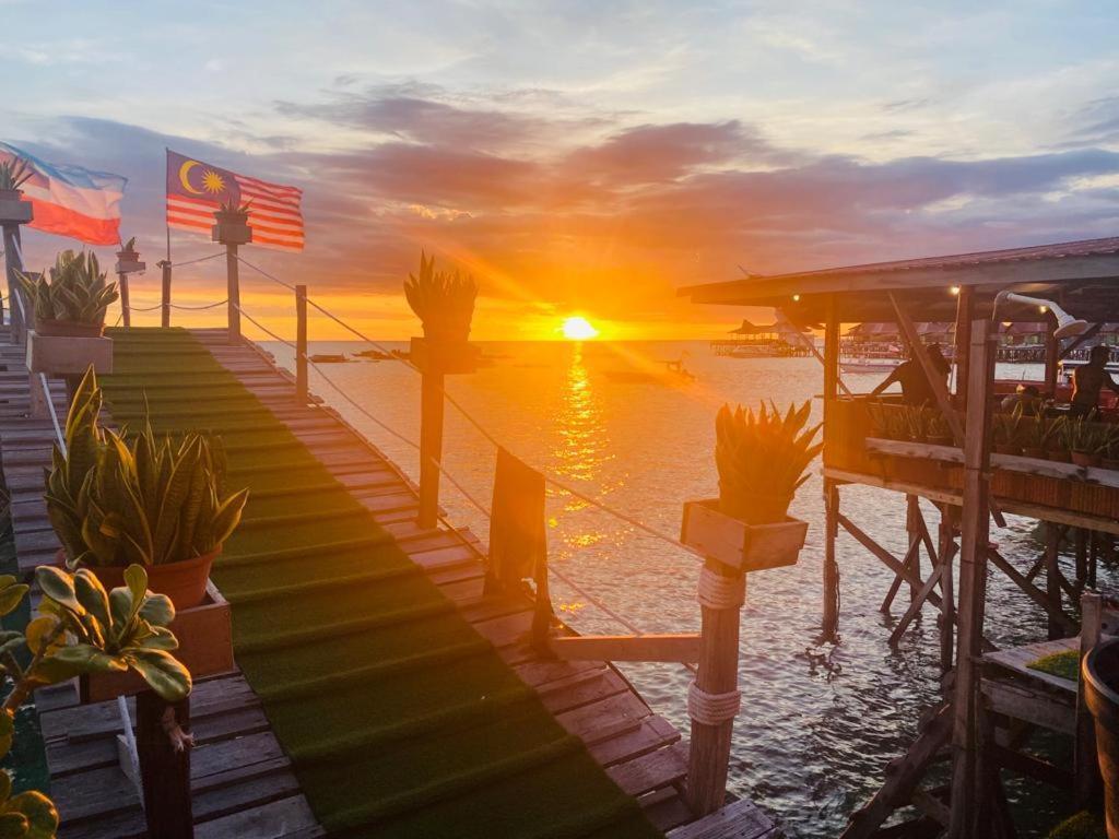Mabul Backpackers Mabul Island Exterior foto