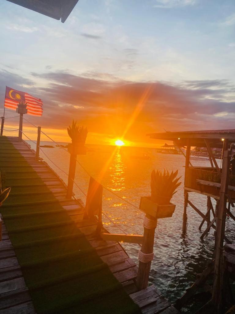 Mabul Backpackers Mabul Island Exterior foto